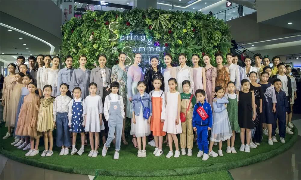 springsummer时装周,springsummer时装走秀