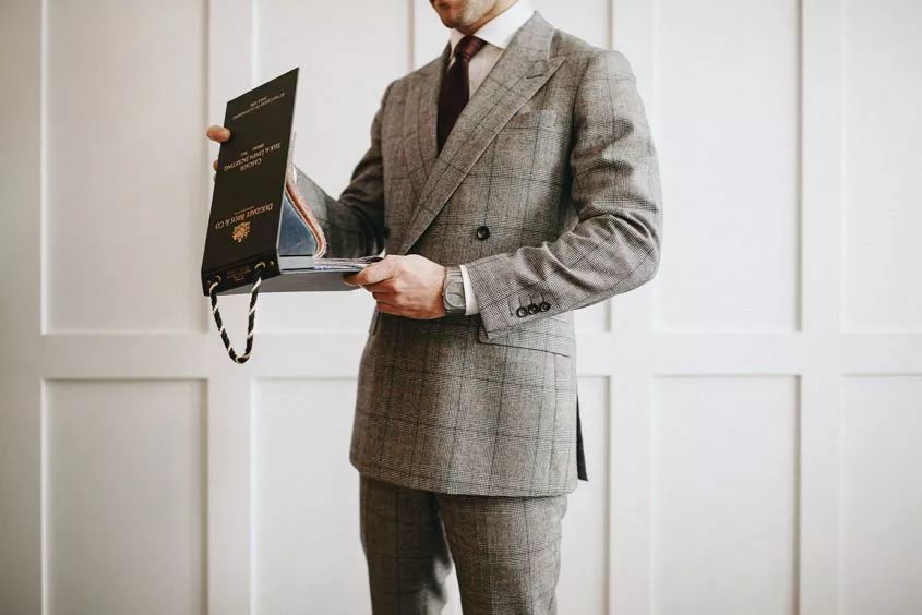 现在什么表值得入手,8千元买什么手机最好