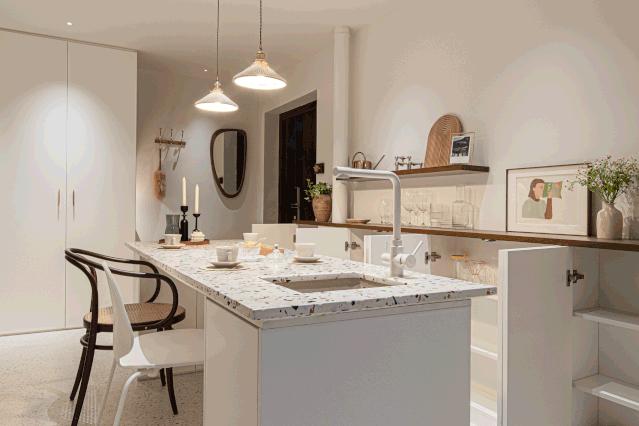 西安母女的111㎡三室暗房,拱形门、水磨石,超强储物力