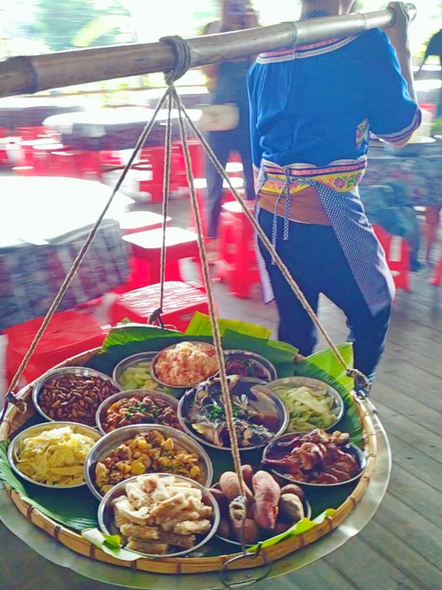 古寨、夕阳、界碑、待嫁的壮族姑娘，广西，原来这么美