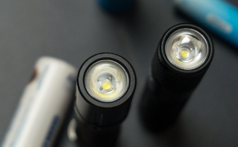 fenixe01,fenixe01v2.0手电