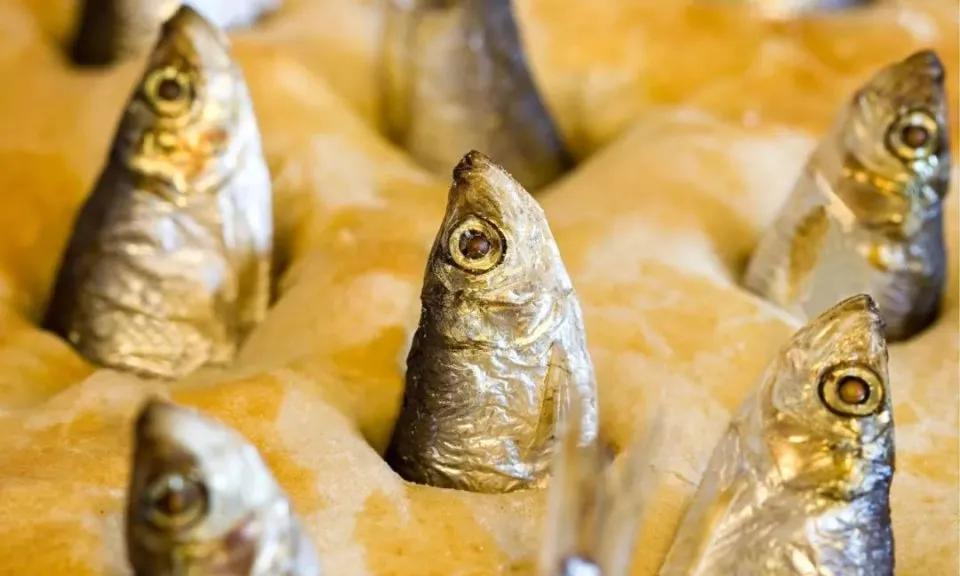 草莓饺子黑暗料理,乌冬面和彩虹饺子