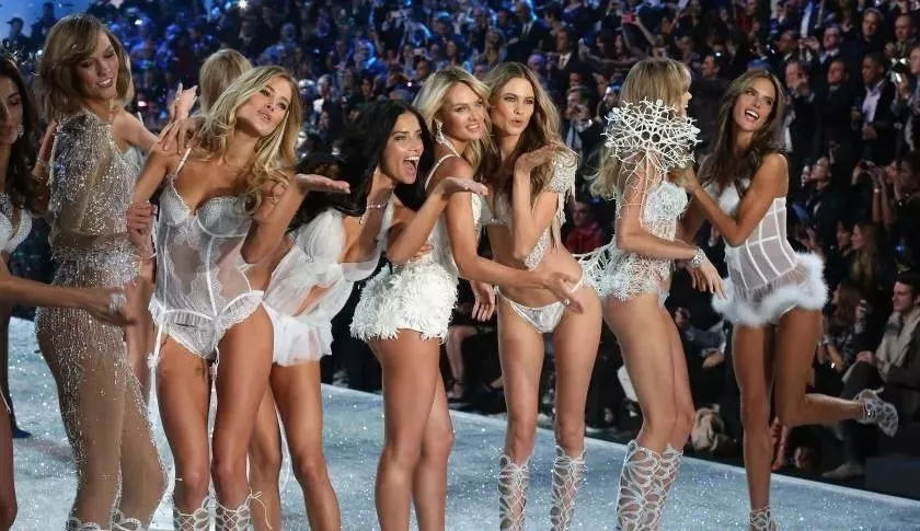 维密秀2018高清大图,2018维密大秀图集