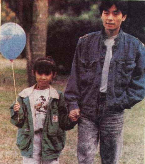 王杰被毒哑事件自导自演,歌手王杰被什么人毒哑的