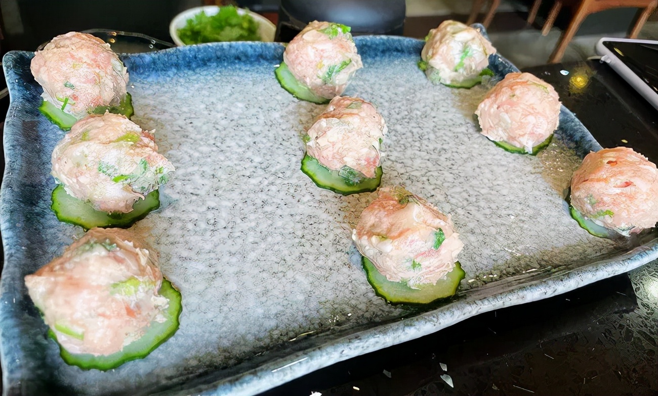 0奖，0排队，被广东人爱的“重庆火锅”，有多不正宗？