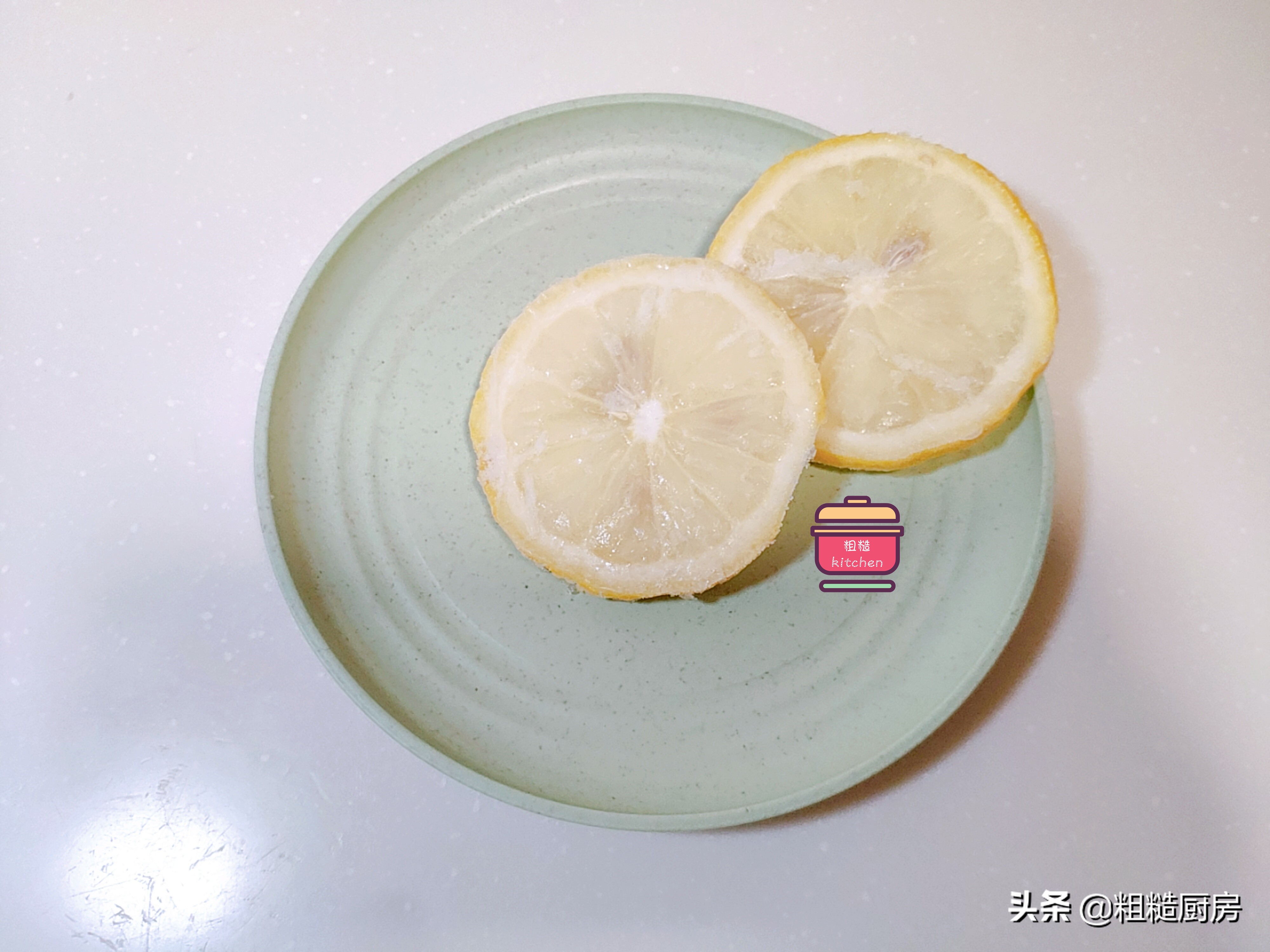 柠檬怎样做可以储存的久一点,最简单的柠檬保存方法