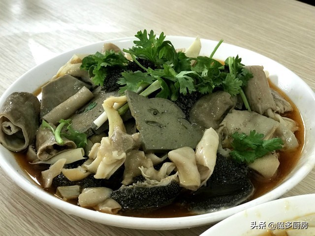 街边小摊吃炒面,附近美食套餐牛肉板面