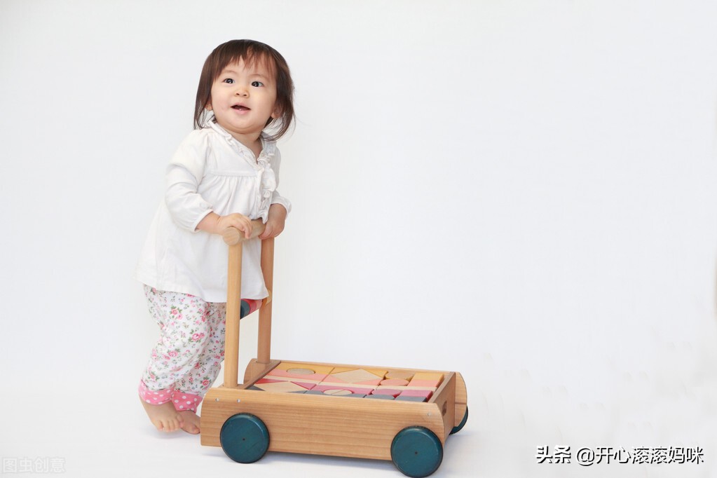 宝宝怎么学会自己走路,怎样才能让宝宝快速的学会走路