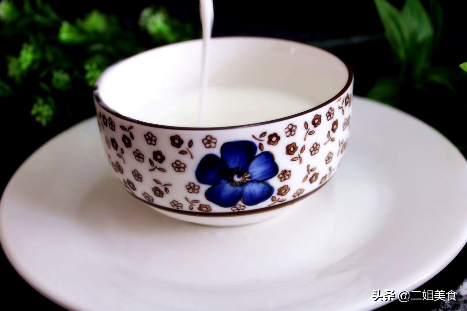 喝酸奶真的帮助减脂吗,喝酸奶减肥吗酸奶要热一下吗