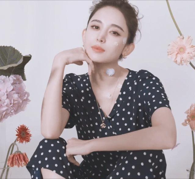 怎么练出angelababy微笑唇,angelababy演技微笑唇