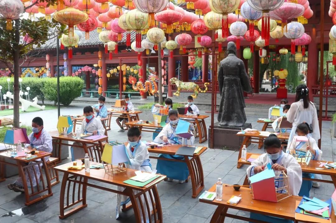 清明上河园终身年卡在哪里购买,清明上河园年票能升级终身票吗