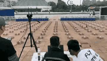 为什么加油站要24小时上班,为什么加油站一个工资1800