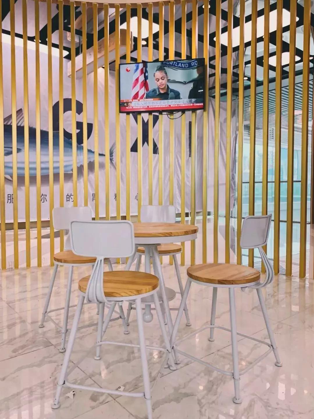 喝了这杯奶茶甜到入心入肺,喝了一杯奶茶享受生活