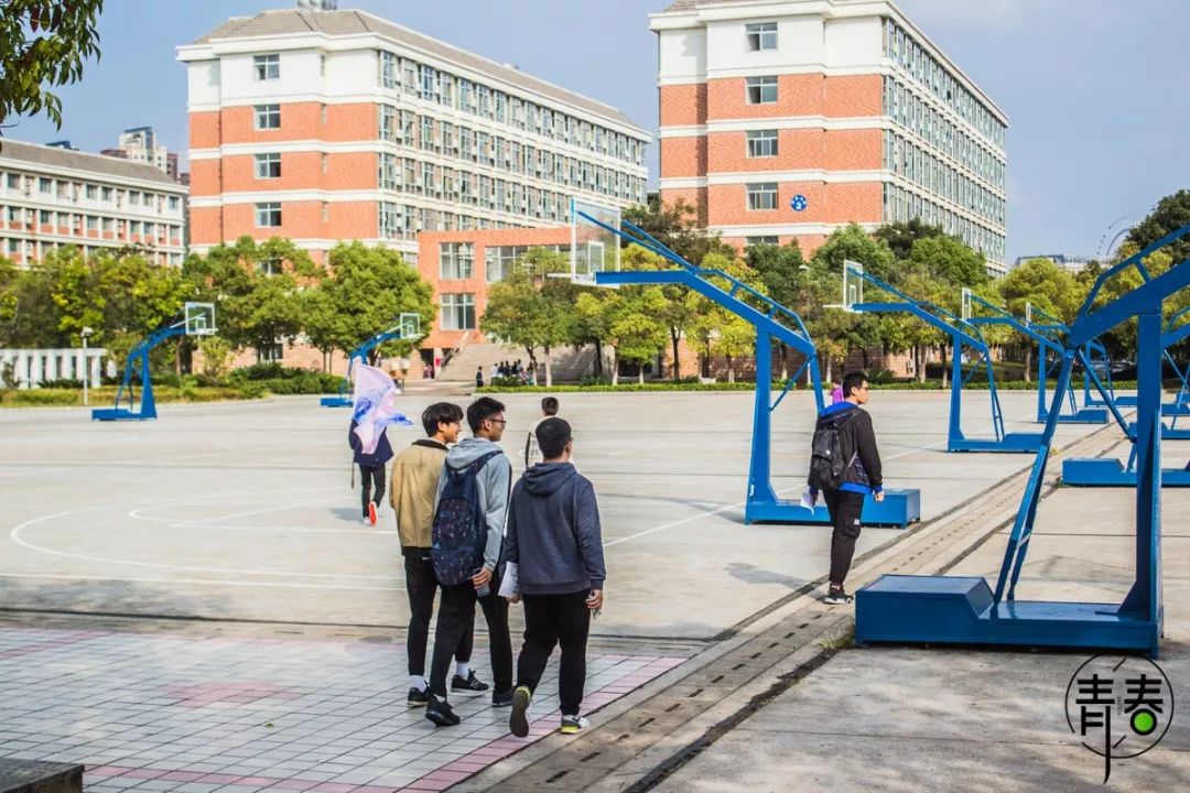 233路尽头的南昌航空大学,承包你的四年青春!