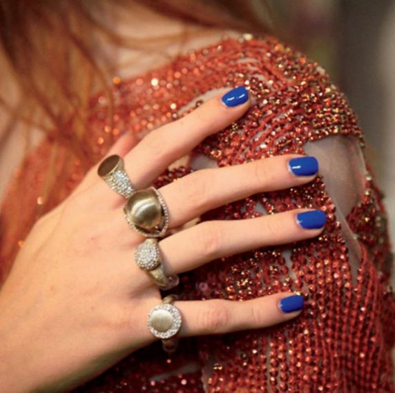 1分钟教会你轻松做7种好看的美甲,美甲基础色彩教学