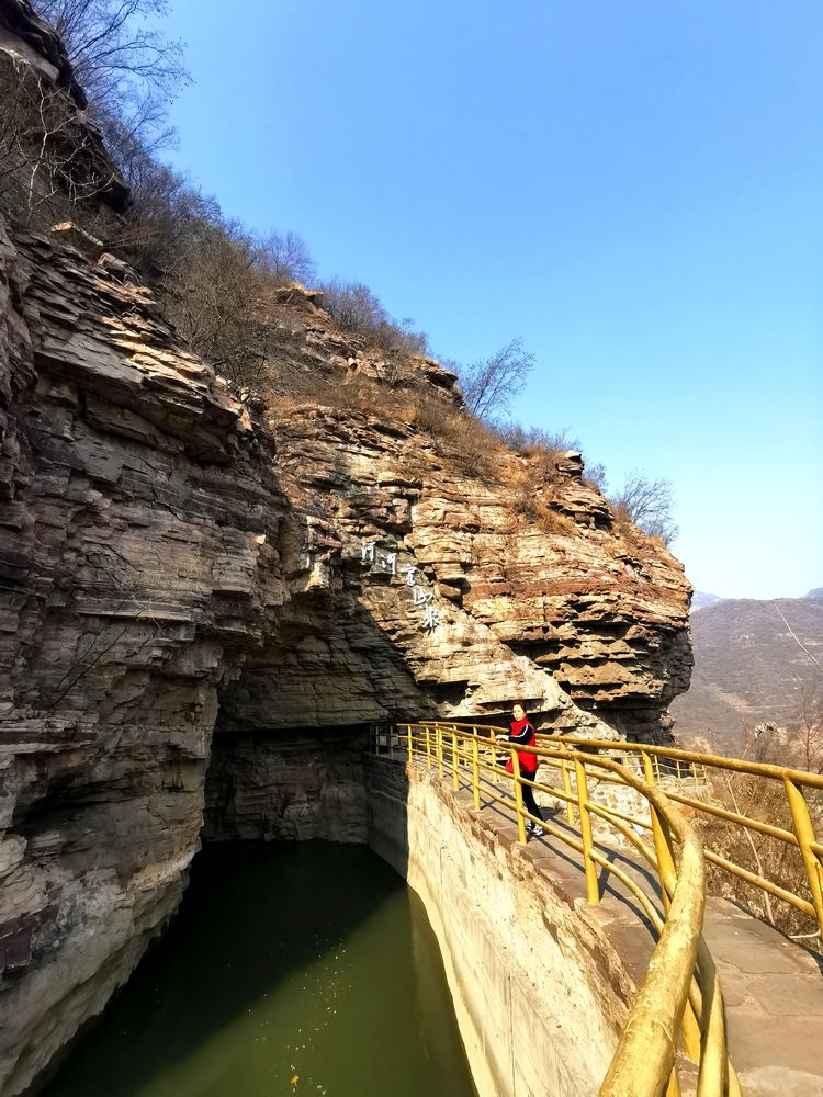 湖北卫视人工天河红旗渠纪录片,实拍人工天河红旗渠视频