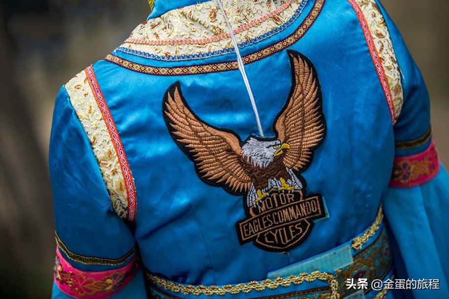 达斡尔族曲棍球与现代曲棍球,中国男足1-0乌干达