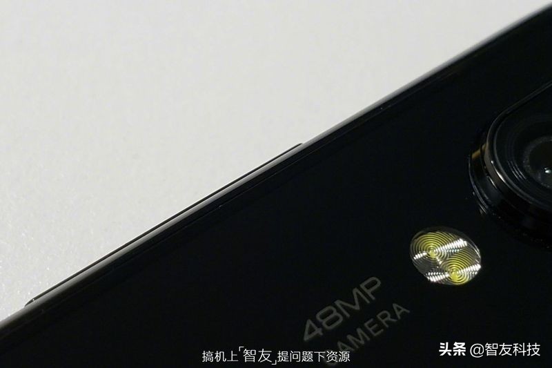 4800万像素和1200像素的照片,4800万像素和1300万比较图