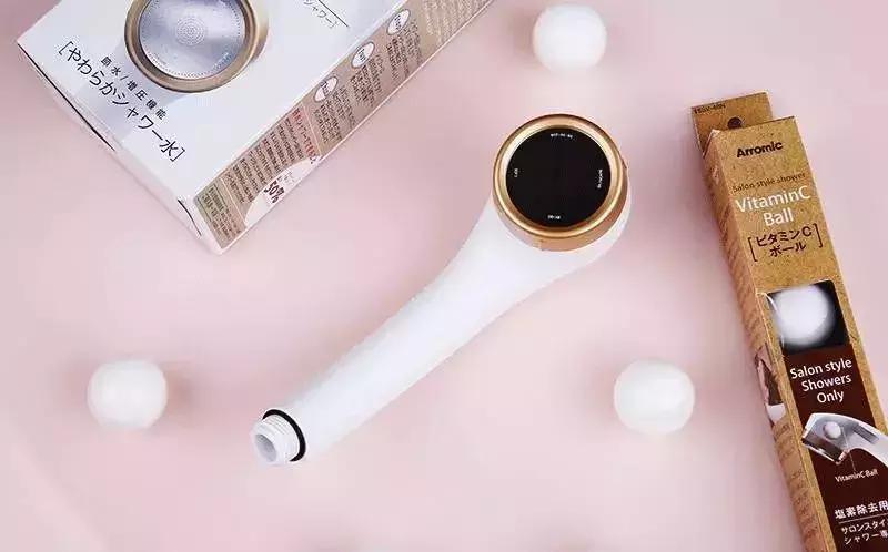 明星精致起来好吓人，花100万美金买床，20台加湿器放卧室