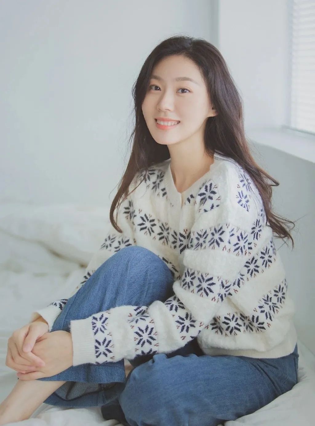 不露胸,不卖肉!照样圈粉百万!这才是最该被吹爆的真女神好吗