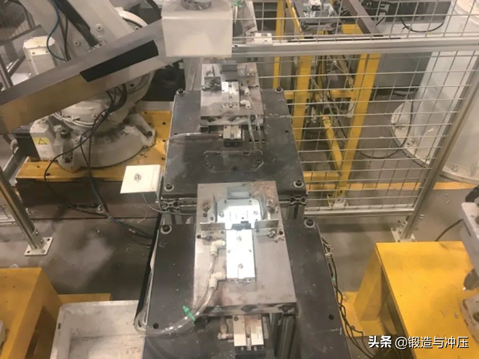 五金冲压件产品自动化加工,冲压件全自动化上料及装配