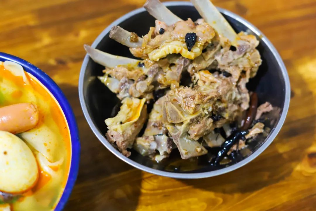 阜阳深巷里一家18年的板面馆！不起眼、挺难找、味道好