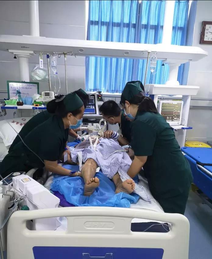 推开“生死门”,了解你不知道“ICU”