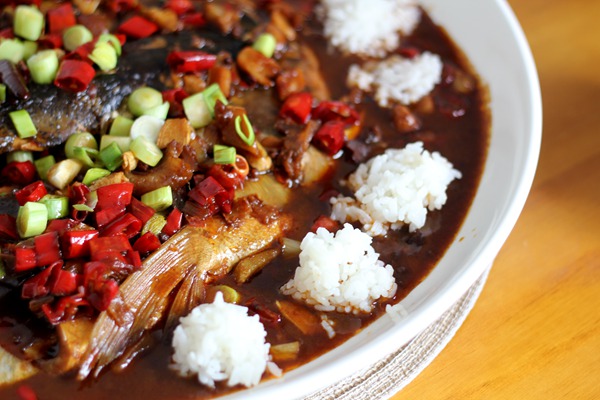第一美食鱼头泡饼,北京特色菜鱼头泡饼