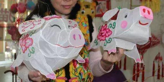 元宵灯笼小猪佩奇手工制作,元宵节做兔子花灯的方法