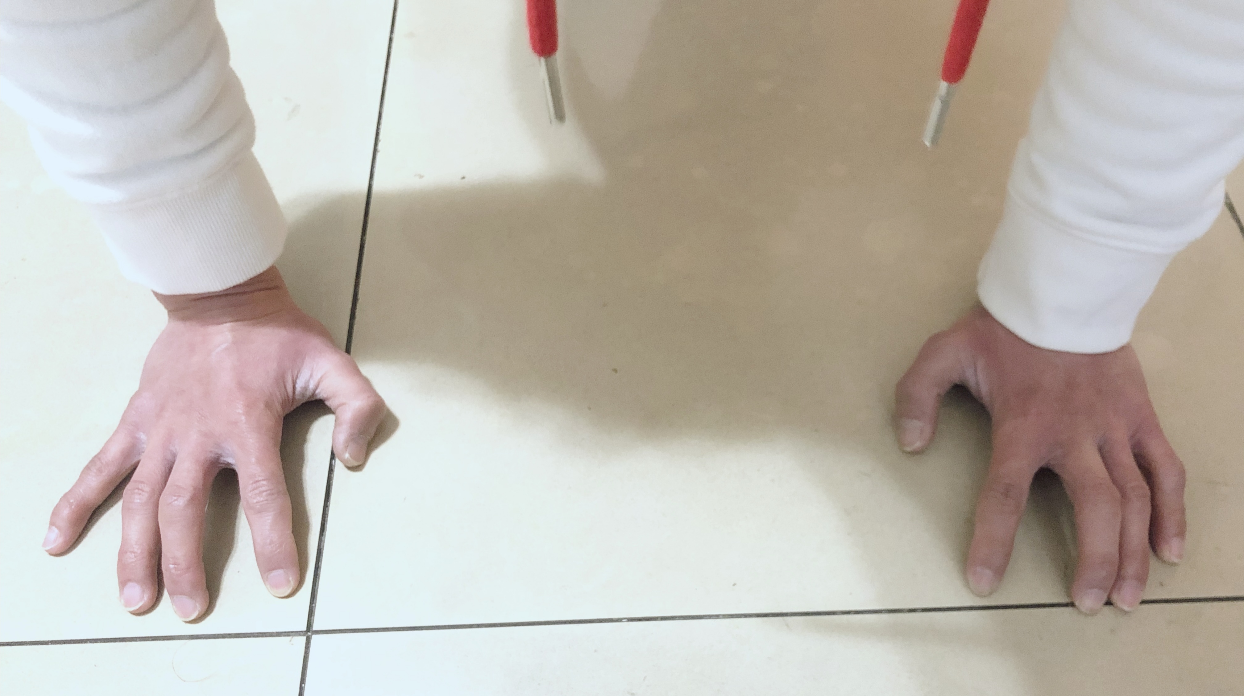 标准俯卧撑到底怎么做才对,标准俯卧撑如何才能学会