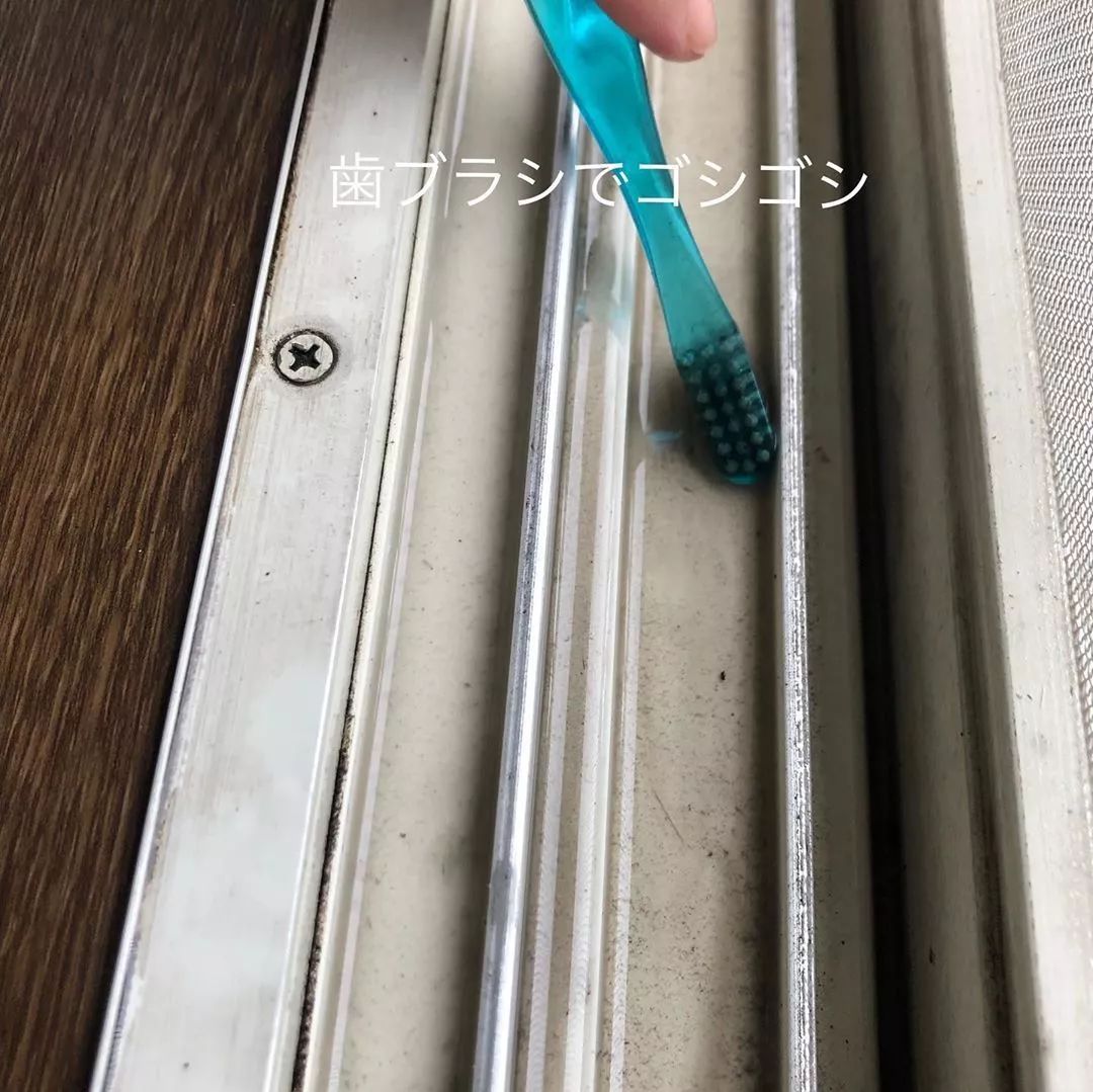 强效清洁剂轻松去污不留痕免水洗,顽固污渍轻松搞定免洗万能清洁剂