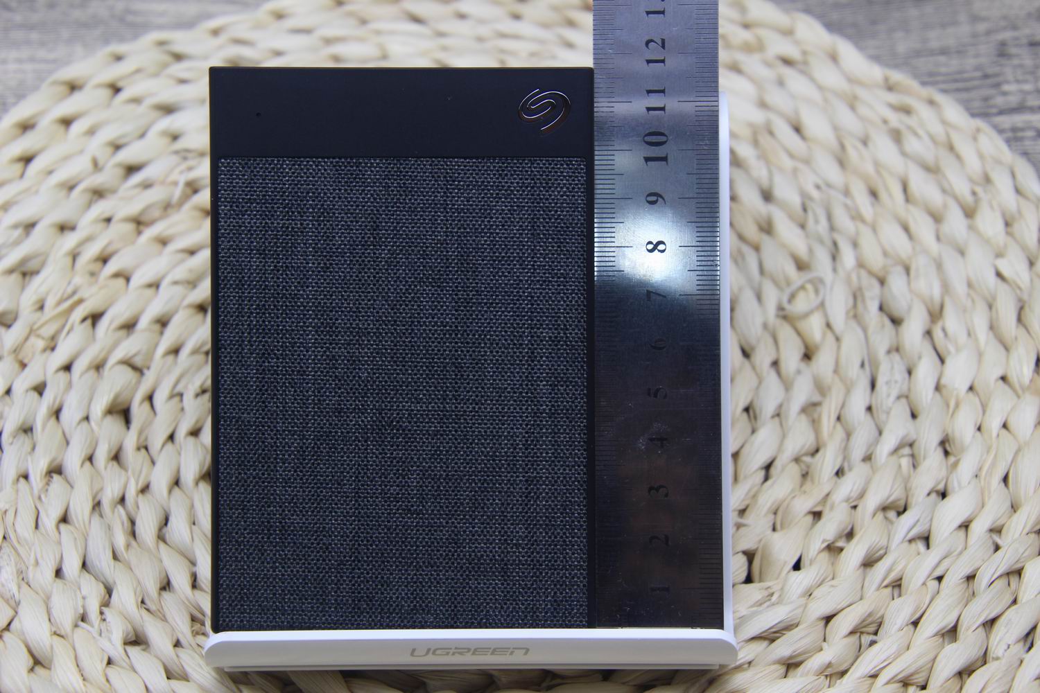 希捷锦系列移动硬盘,希捷简系列移动硬盘评测