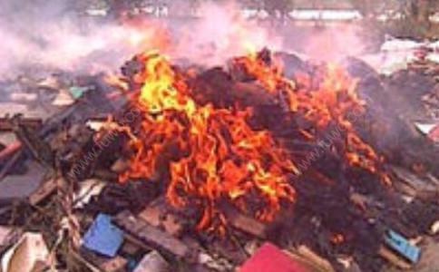 秦始皇焚书坑儒被非议两千多年,揭秘秦始皇为什么要焚书坑儒