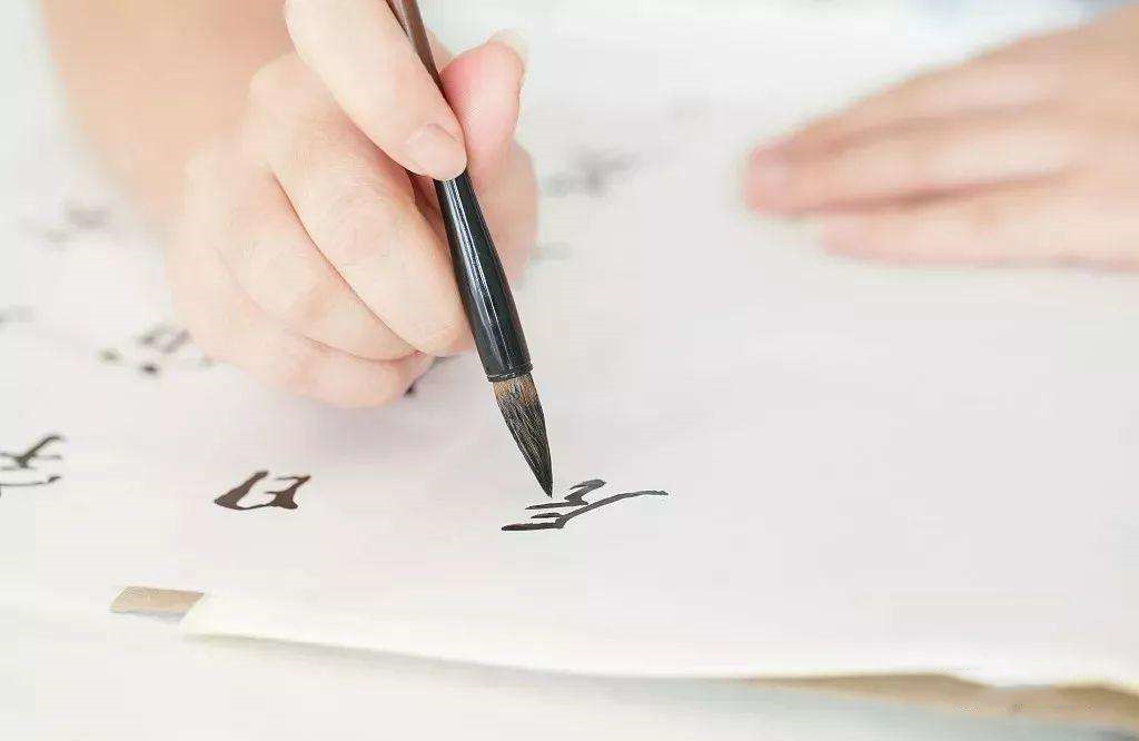 孩子写字太丑如何在家练,写字太丑怎么矫正30岁