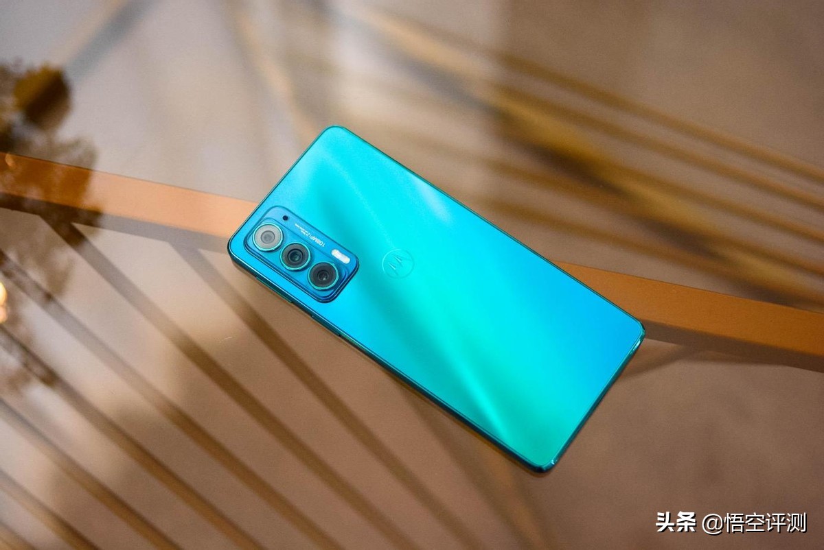 摩托罗拉edge轻奢版高通,摩托罗拉edges5g版屏幕