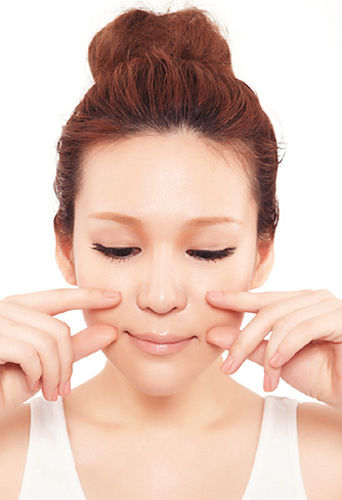 为什么法令纹比别的皱纹显老,最显老的皱纹法令纹