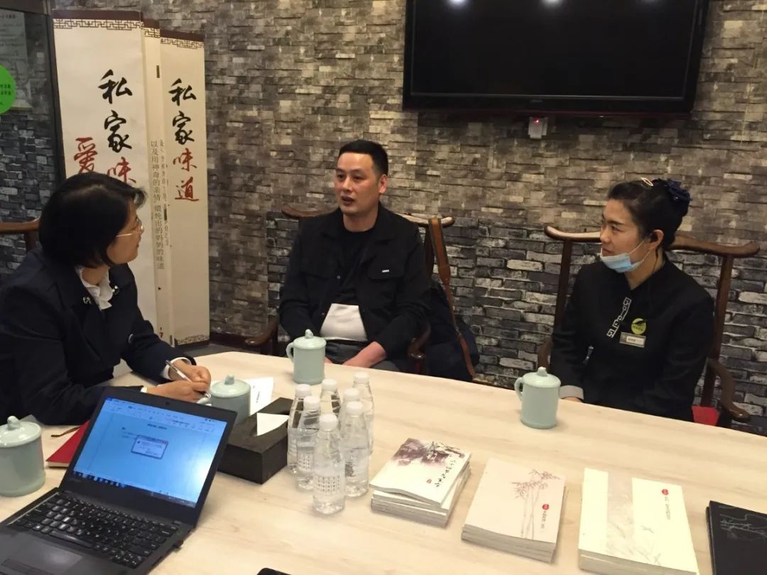 方太集团方太大学老师莅临甬妈妈参观采访