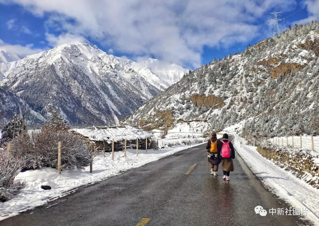 同饮一江水共话澜湄情现代诗,同饮一江水共话澜湄情是什么意思