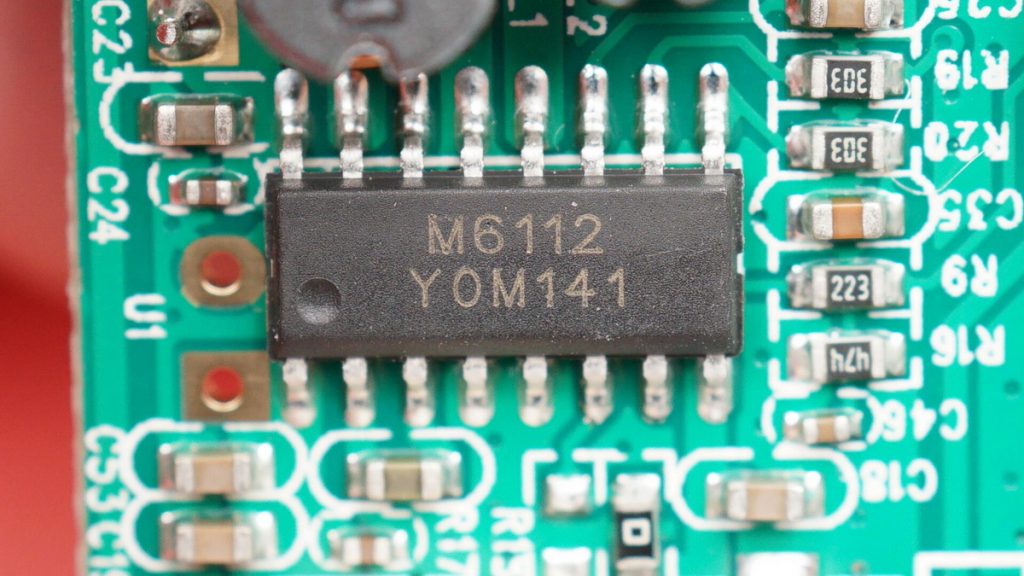 马歇尔EMBERTON蓝牙音箱拆解,便携ai蓝牙音箱拆解