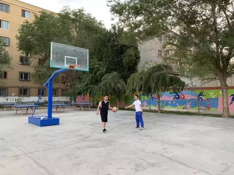 哈密市第二小学运动会奇葩项目,哈密第二小学在哪