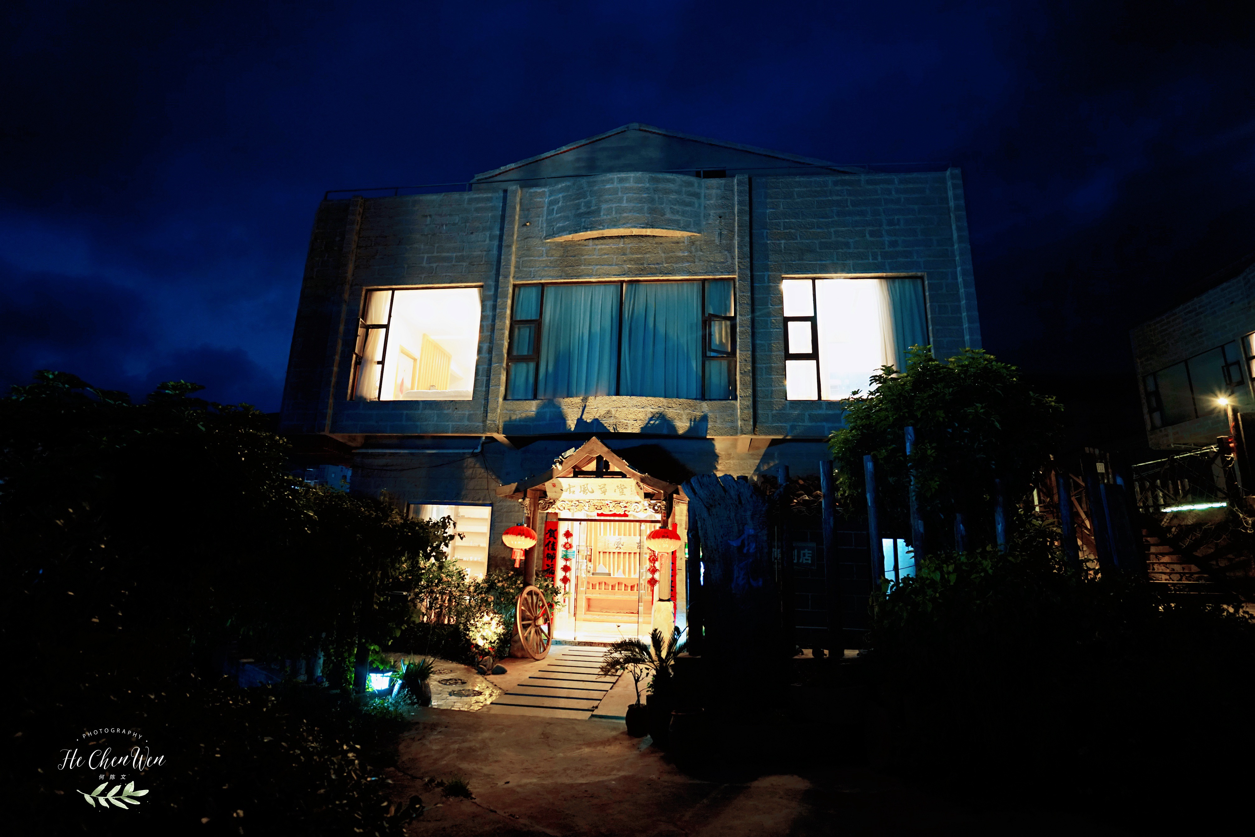 平潭的小渔村，藏着一家会唱歌的民宿，面朝大海，春暖花开