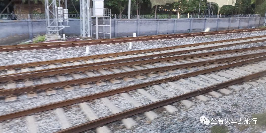 京通号乘车,坐北京地铁上班