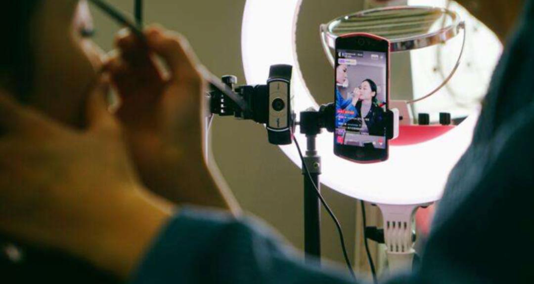 十八线主播,东营十八线小主播