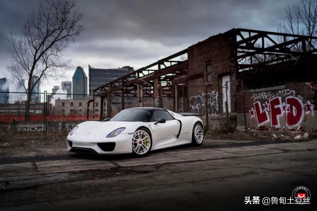 保时捷918镁质轮毂,保时捷918spyder白色金色轮毂