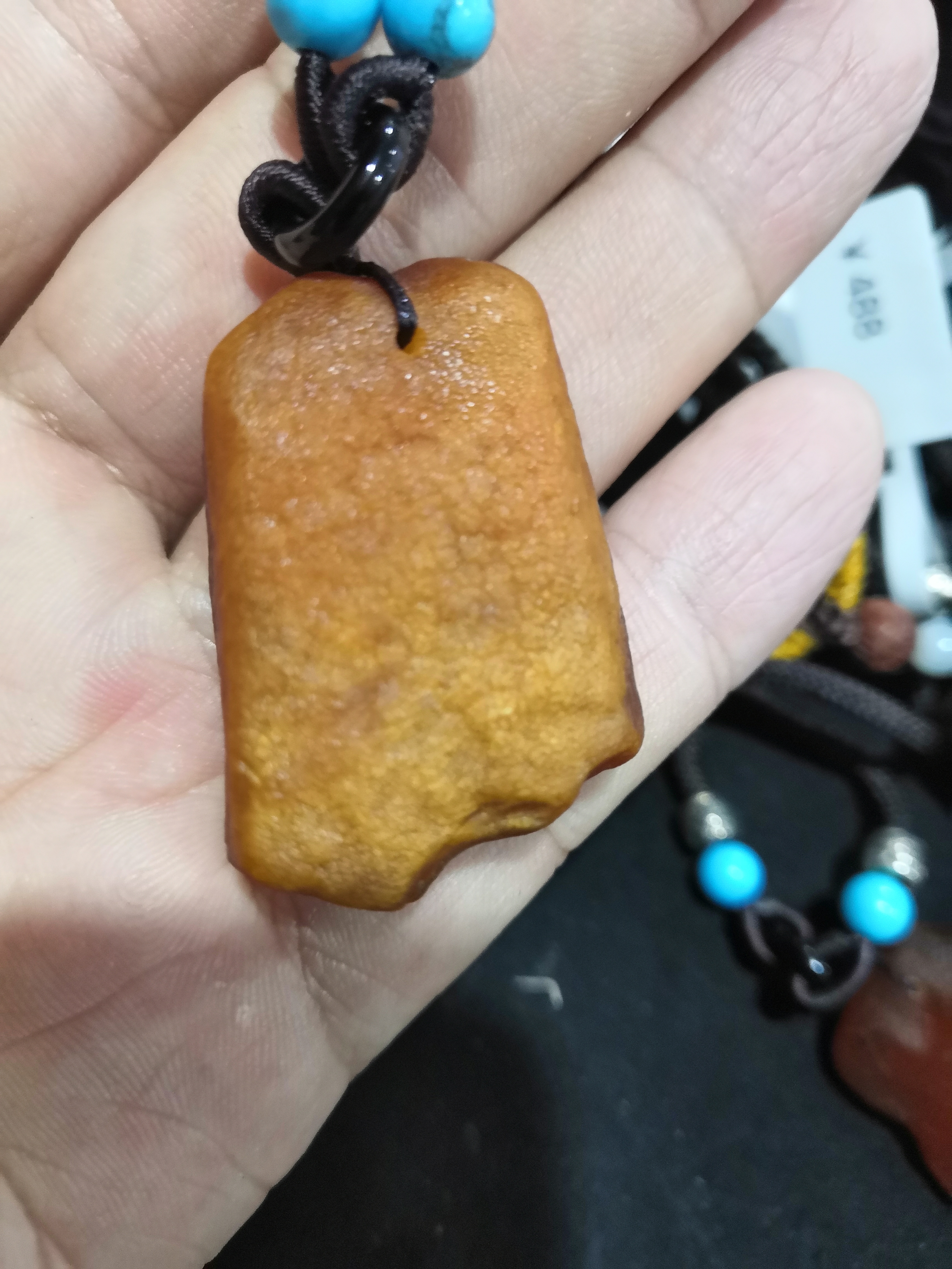 抚顺琥珀蜜蜡鉴别图片,琥珀蜜蜡鉴别方法大揭秘