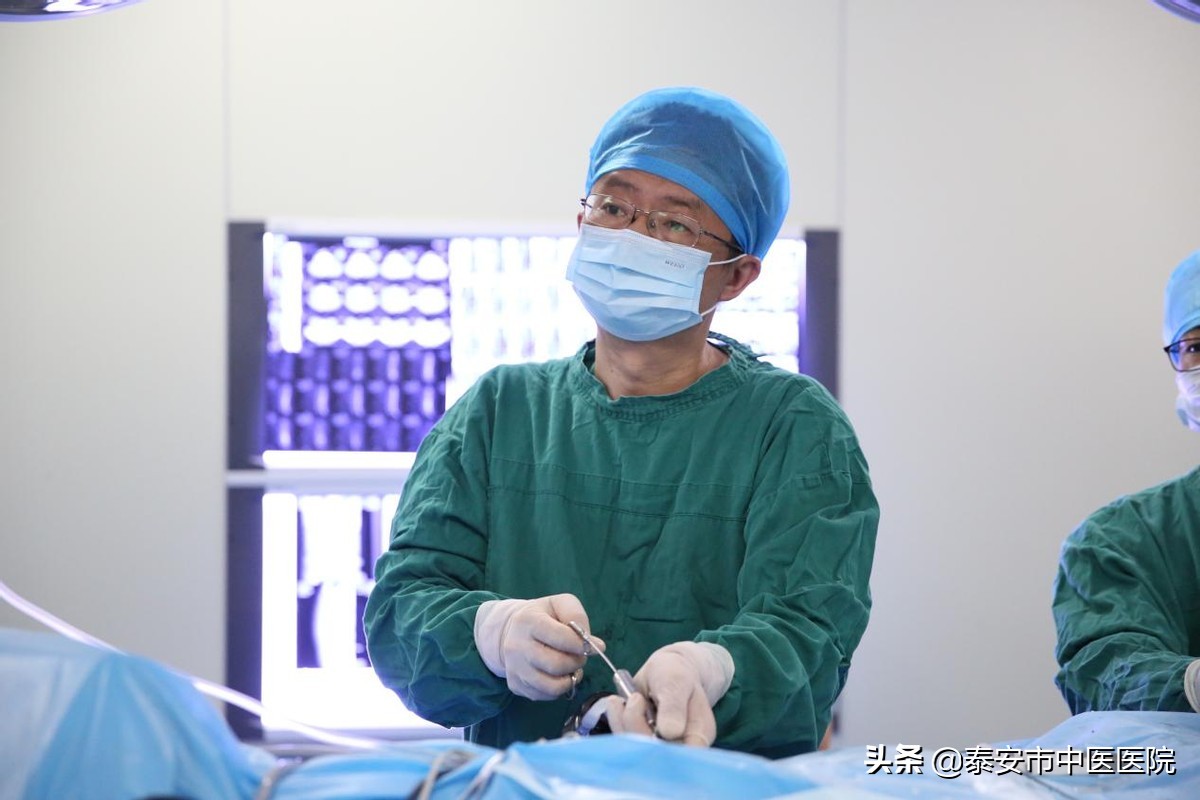勇担健康新使命续写“骨伤”新担当——记*安泰**市中医医院（*安泰**市骨伤医院）脊柱外科