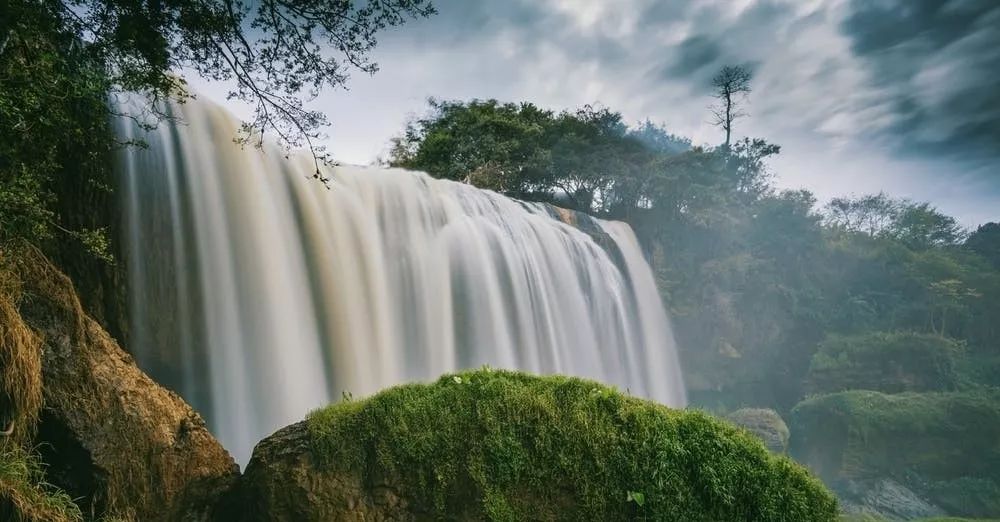 一招教你怎么拍瀑布,怎么拍摄瀑布最好