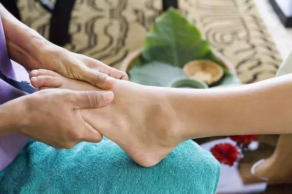 老寒腿症状年轻人怎么预防,预防膝盖老寒腿的方法