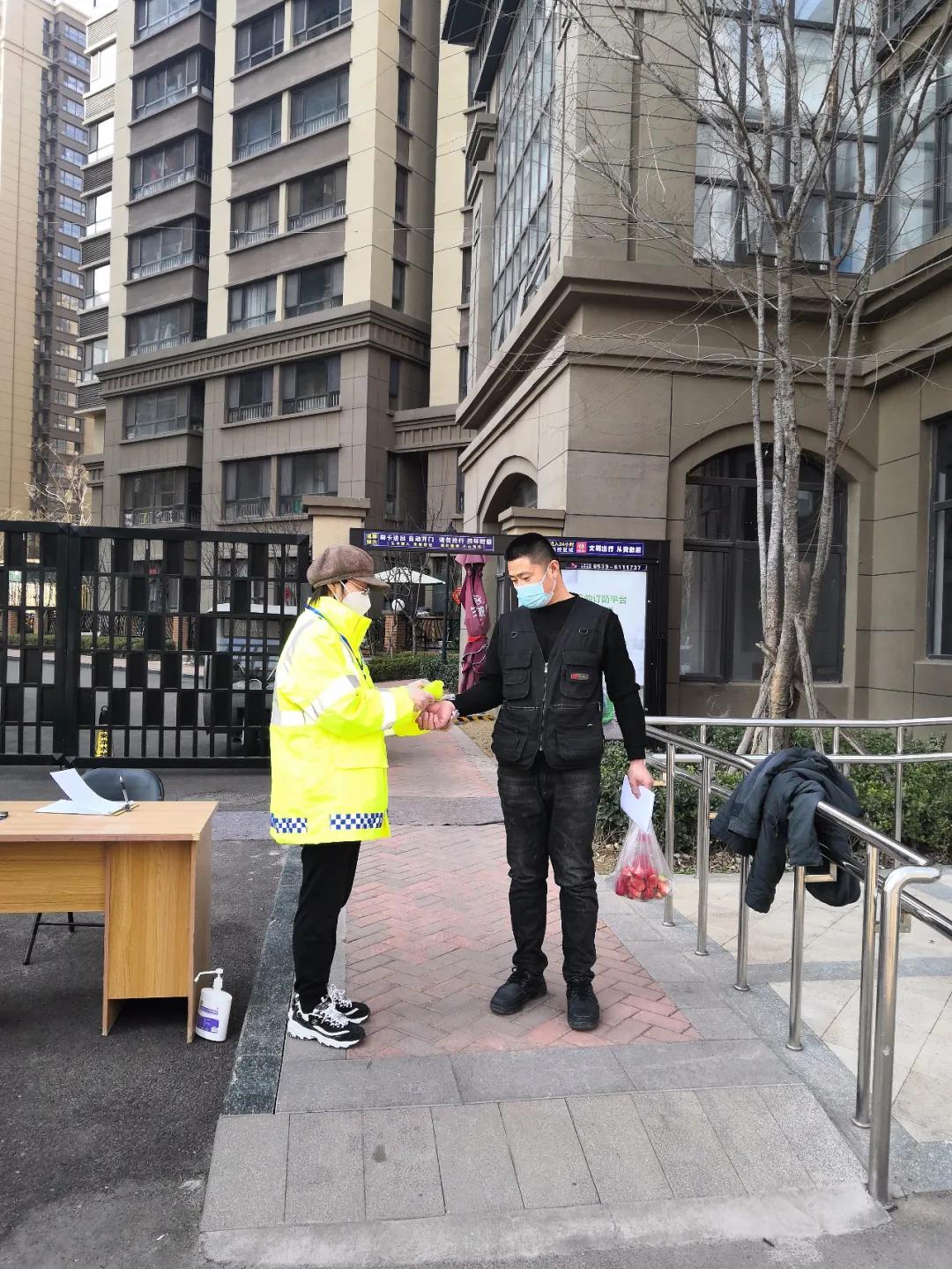 “抗疫日记”系列||白云：月明情常在千里共婵娟