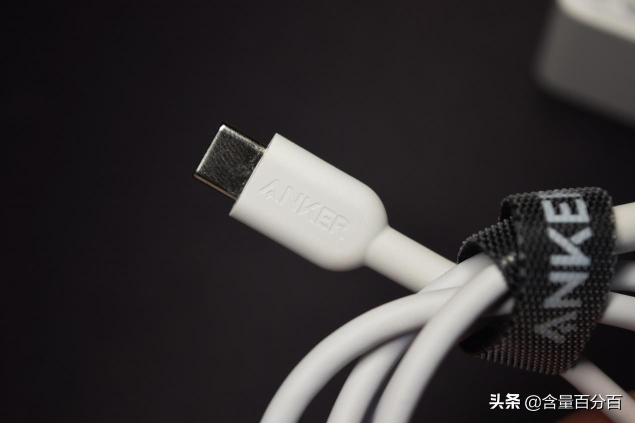 ankernanousb-c充电器,ankerpd充电头18w评测